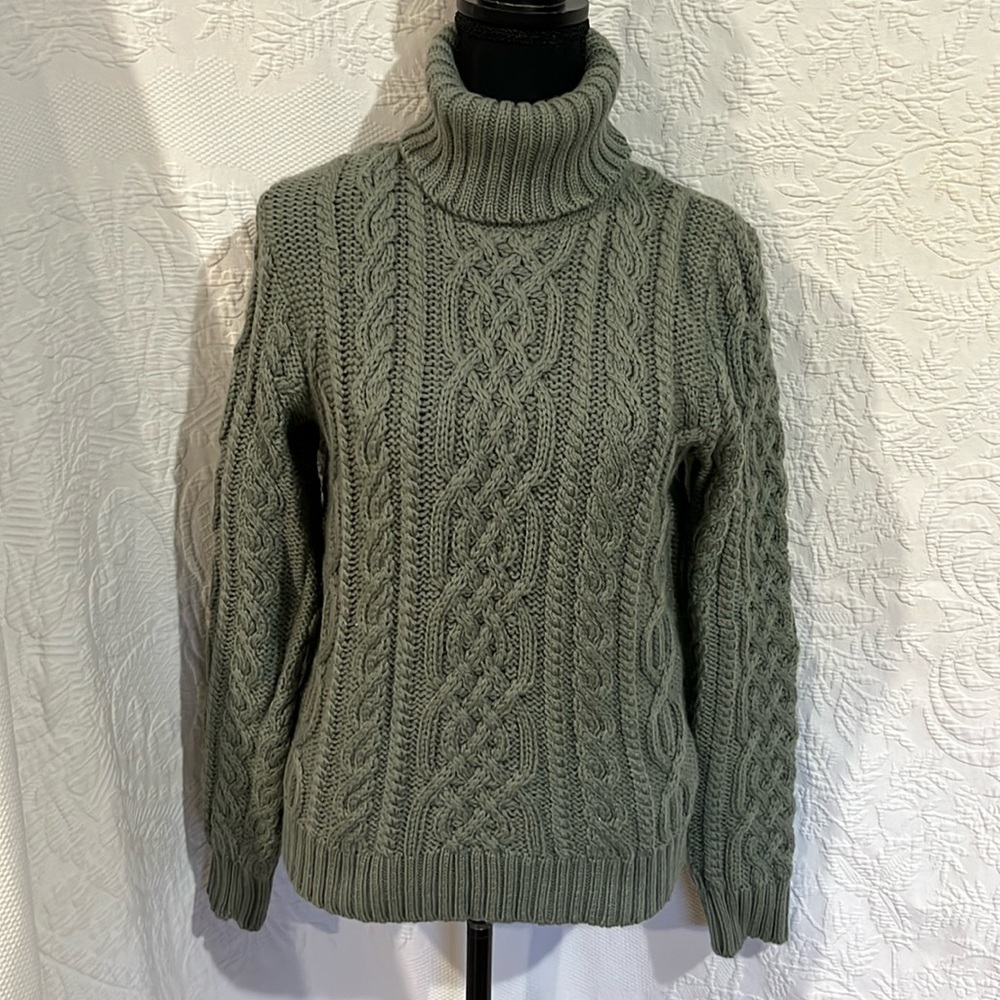 Paul James made in England wool sweater, size‎ small